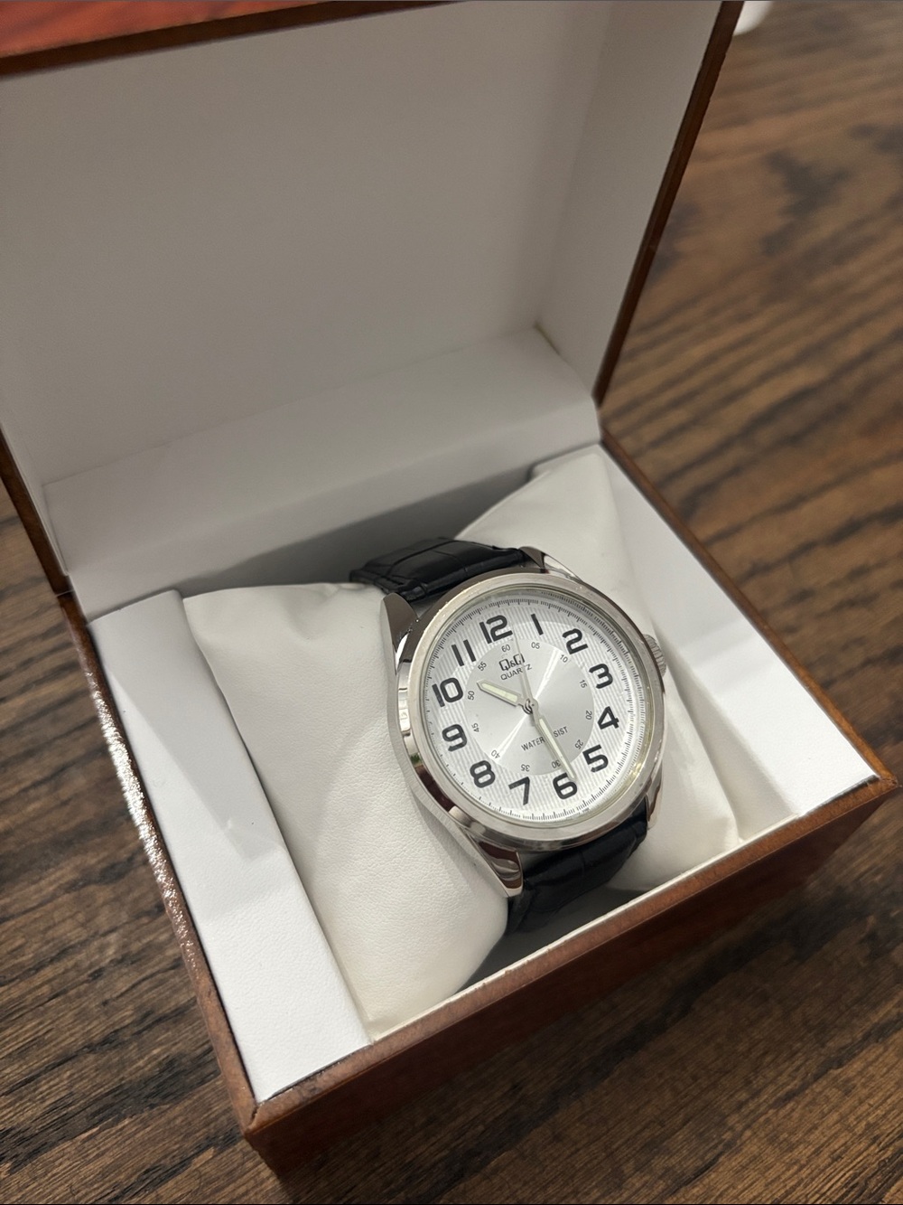 Q&Q by Citizen Watch – Brand New - Picture 3 of 5